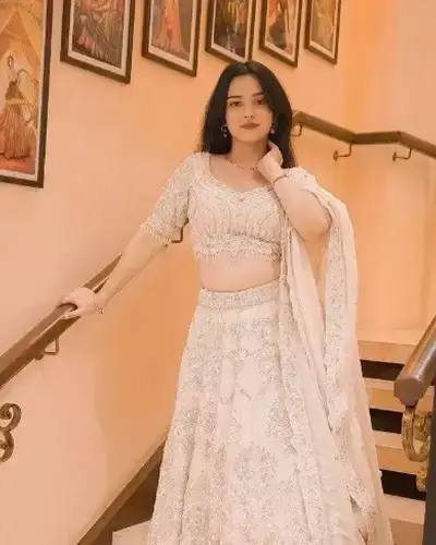 Escort Service In Chinhat